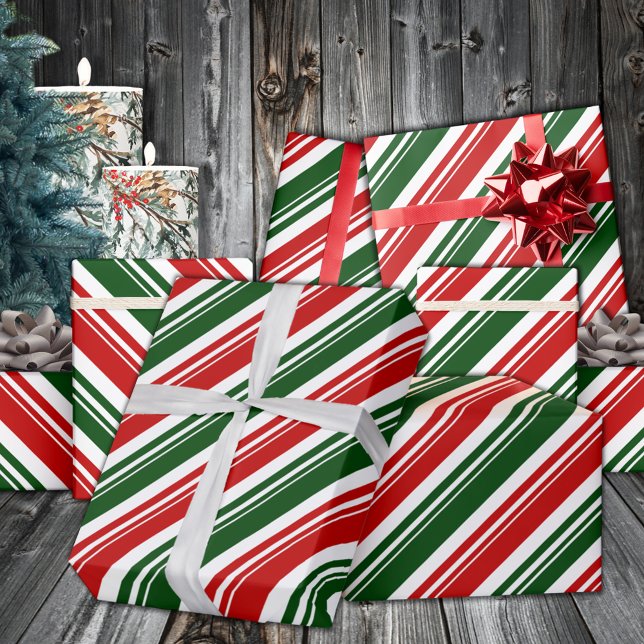 Papel De Presente Feriado de Greve de Canas Verde Vermelho Vermelho (Red White Green Candy Cane Stripe Holiday Wrapping Paper In 6 & 15 foot long 30 inch tall rolls)