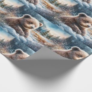 Papel De Presente Filhote de Urso Pardo na Neve de Inverno e Pinheir