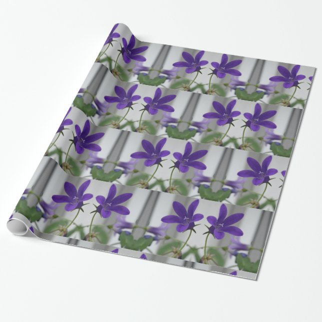 Papel De Presente Flor roxa (Desenrolado)