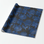 Papel De Presente Floral Real Azul, Preto e Prata<br><div class="desc">Papel de revestimento floral de aquarelas,  de cor russa,  em relevo de azul real,  preto e prateado.</div>