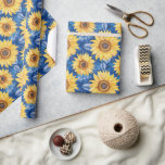 Papel De Presente Flores Amarelas Azuis Aniversário<br><div class="desc">Flores Amarelas Azuis Aniversário ou qualquer ocasião</div>