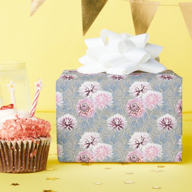 Papel De Presente Flores brancas e rosadas sobre cinza. (Festa de aniversário)