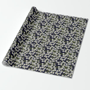 Papel De Presente Flores de campo branco: padrão de colheita.