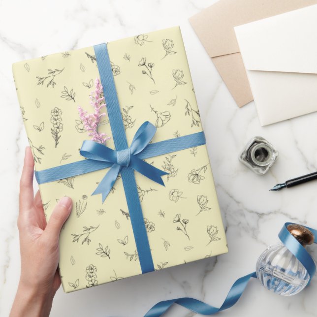 Papel De Presente Flores Silvestres Esboçadas em Amarelo Claro (Presentear)