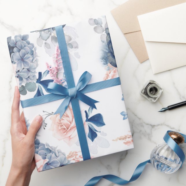 Papel De Presente Flores Vermelhos Românticas, Vermelhos, Elegantes  (Presentear)