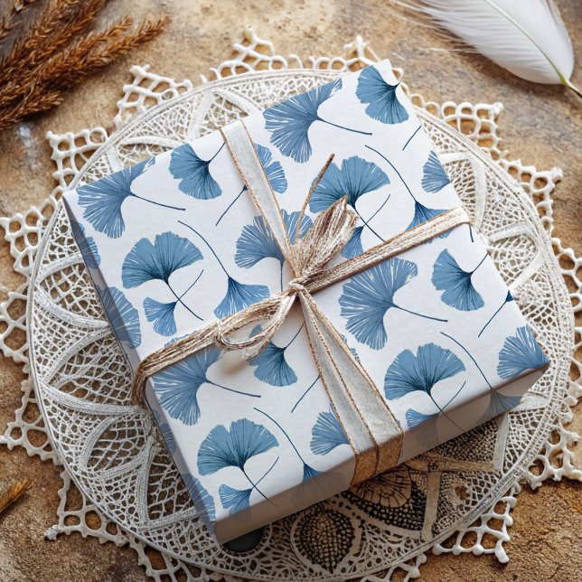 Papel De Presente Folha Tropical de Ginkgo padrão azul e branco (Criador carregado)