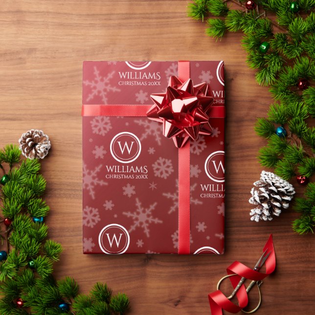 Papel De Presente Folha Vermelha Festiva Snowflakes Monograma (Presente de Natal)