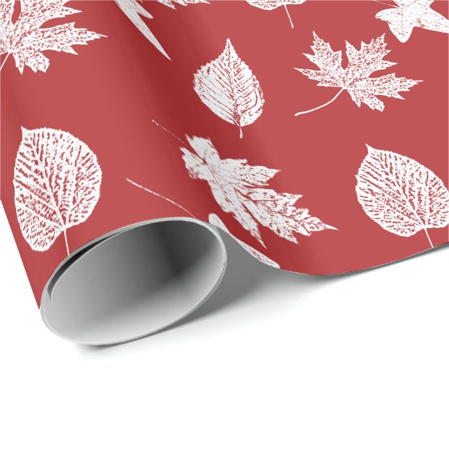 Papel De Presente Folhas de outono - branco e vermelho escuro (Ponta do rolo)