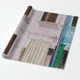 PAPEL DE PRESENTE FOTO DA CONSTRUÇÃO DE TINTA COM CURTINA AMARELA