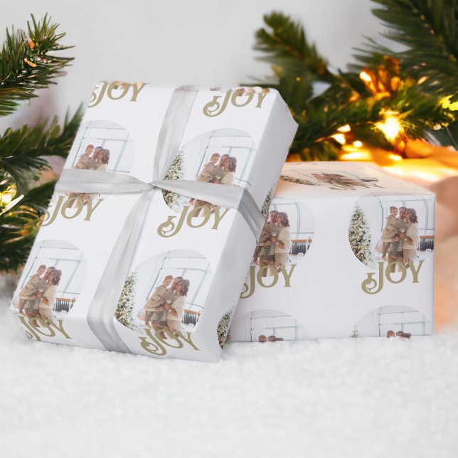 Papel De Presente Foto de Natal de Joy Moderno Personalizada (Modern Joy Photo Christmas Personalized Wrapping Paper from Ricaso)