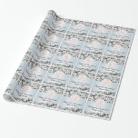Papel De Presente Foto preta do aniversário de casamento do<br><div class="desc">Este papel de papel de embrulho do aniversário de casamento do diamante caracteriza uma cor damasco preta do redemoinho como o fundo,  uma luz - listra ondulada azul através do centro e um quadro customizável oval da foto. O texto customizável permite que você adicione os nomes do casal.</div>