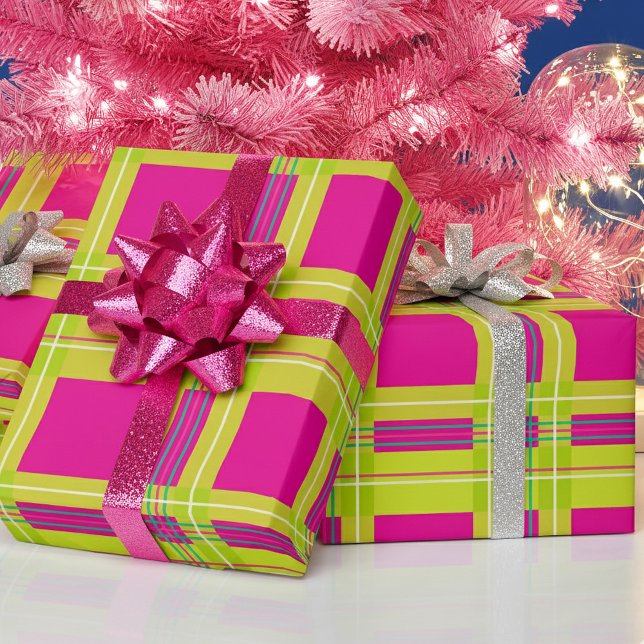 Papel De Presente Fun Bright Tartan Plaid Hot Pink Christmas (Unique bright colorful hot pink and green Christmas wrapping paper. Tartan with a twist! )