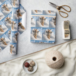 Papel De Presente Girafa com Óculos Pretos nas Nuvens