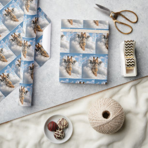 Papel De Presente Girafa com Óculos Pretos nas Nuvens