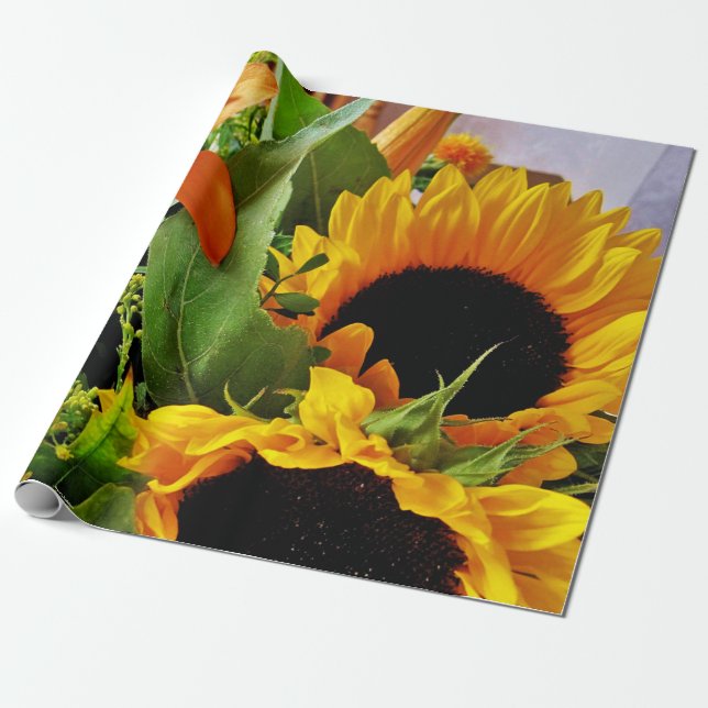 Papel De Presente Girassóis Brancos E Cheios De Um Buquê De Outono (Desenrolado)