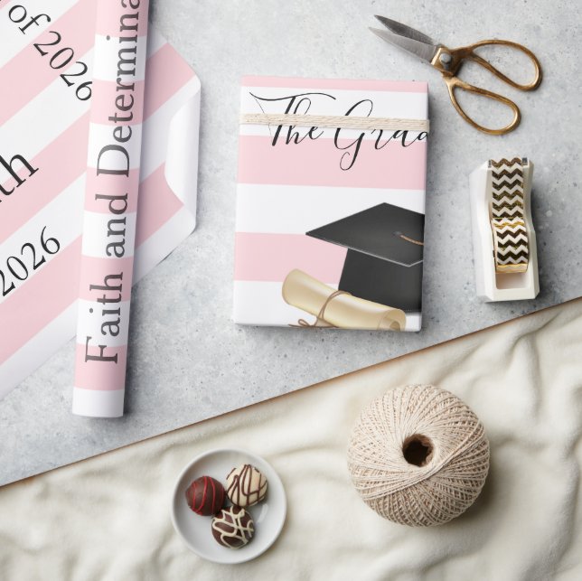 Papel De Presente Glossy Wrapping Paper Pink Stripe Graduate 2026 (Artesanato)
