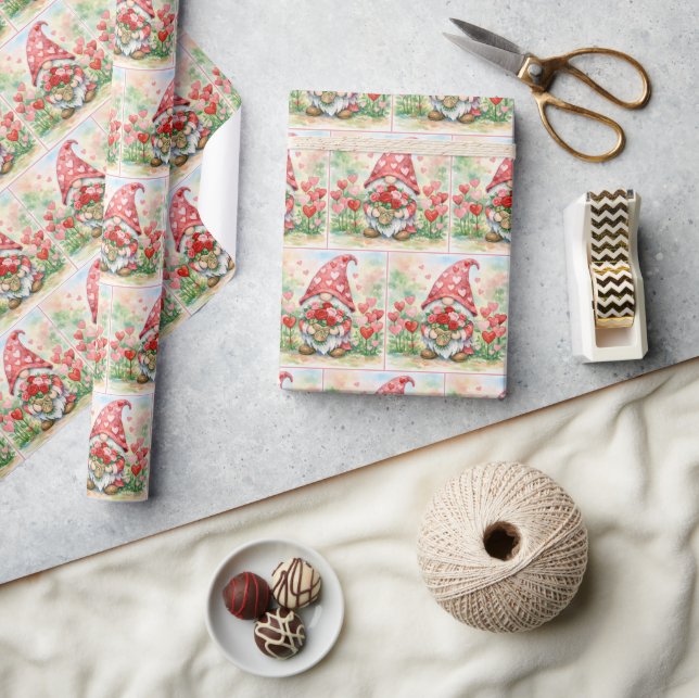 Papel De Presente Gnomo do Dia dos Namorados com Buquê de Rosas Verm (Artesanato)