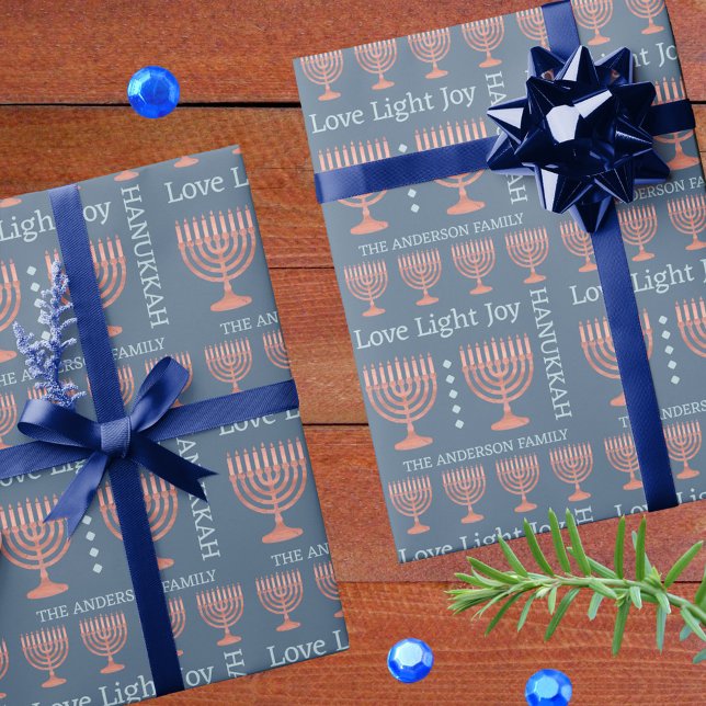Papel De Presente Hanukkah Rustic Menorah Love Light Adicionar Um No (Love, Light, Joy - custom Hanukkah gift wrap with your name, rustic menorahs and modern typography)