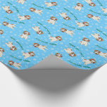 Papel De Presente Happy Howlidays Kooikerhondje<br><div class="desc">Celebrar a época de férias com presentes embrulhados neste papel de embrulho coberto por filhotes holandeses giros de Kooikerhondje vestindo chapéus estocantes em flocos de neve e as palavras Feliz Feliz Feliz Feliz Feliz Feliz Feliz! Ideia de presente de excelente para a família e amigos que amam Kooiker.</div>