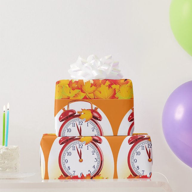 Papel De Presente Horário do outono: Folhas de outono e Relógio Retr (Criador carregado)