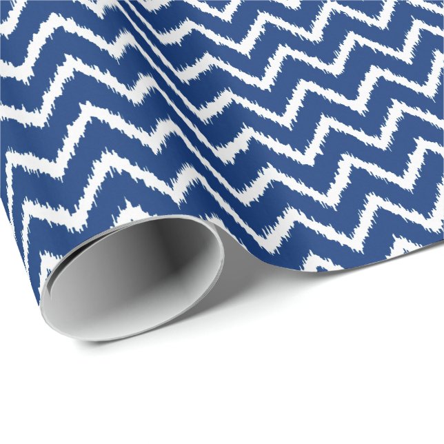 Papel De Presente Ikat Chevrons - Marinho azul e branco (Ponta do rolo)