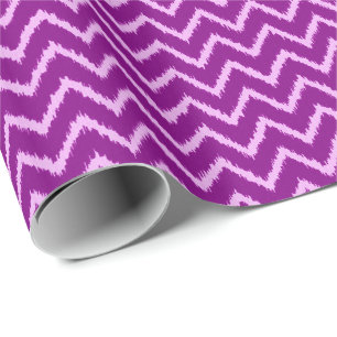 Papel De Presente Ikat Chevrons - Orquídea púrpura e leve do Ameti