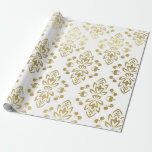 Papel De Presente Invólucro de Padrão Floral de Damask Dourado Elega<br><div class="desc">Dar presente de casamento em um padrão floral falso de damasco de ouro faz uma apresentação incrível. Ideal para recém-casados,  chás de panela,  chás de casamento,  novas casas,  chás de noivado e muito mais.</div>