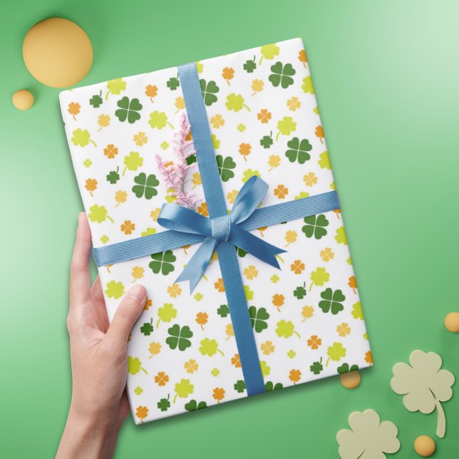 Papel De Presente Irish Shamrocks Clovers (Criador carregado)