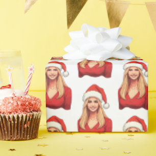 Papel De Presente Ivanka Trump Com Papai Noel Feliz Natal