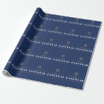 Papel De Presente Junte-se a nós para uma celebração alegre de Hanuk<br><div class="desc">Celebre o Festival das Luzes conosco! Junte-se a nós para uma noite cheia de calor, riso e tradição como nos reunimos para comemorar Chanucá. Desfrute de uma comida deliciosa, jogos festivos e da companhia de familiares e amigos. Vamos acender a menorah, compartilhar histórias e criar memórias queridas juntas. Não perca...</div>