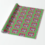 Papel De Presente Keeshond Christmas Wrap<br><div class="desc">Dois Keeshonden estão no espírito de feriado com seus Papais noeis e chapéus de elfo.</div>