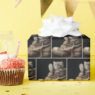 Papel De Presente Kitten No Velho Sneaker