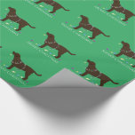 Papel De Presente Laboratório de Chocolate Feliz Design de Natal Fel<br><div class="desc">Designs de Natal do Chocolate Lab. Esta silhueta de visão lateral também pode representar: Laboratório, Laboratório Amarelo, Laboratório Preto, Laboratório de Chocolate, Laboratório Branco, Labrador Retriever, Chessy, Chessie, Chesapeake, Chesapeake Bay Retriever, Rhodesian, Ridgeback, Retriever Curly, Retriever Revestido Curly, Beauceron, Pinscher Austríaco, Akbash, Lacy Azul, Chinook, Cur Montanha Ponteiro, Ponteiro de...</div>
