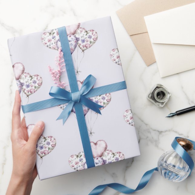 Papel De Presente Lavender Purple Floral Heart Balloons Valentine (Presentear)