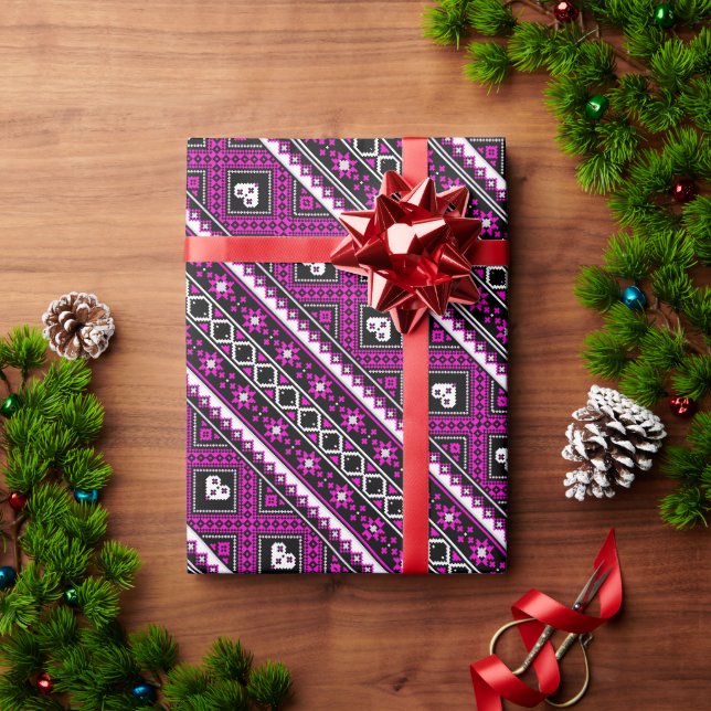 Papel De Presente Lindos padrões ucranianos violetas decorativas (Presente de Natal)