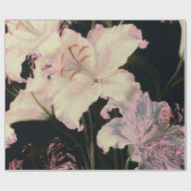 Lírios Brancos Elegantes sobre Fundo Preto Floral