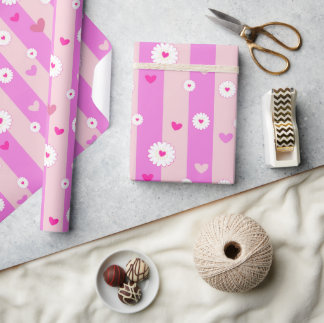 Papel De Presente Listras de flores e corações
