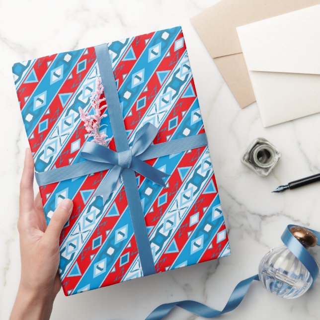 Papel De Presente Listras e formas geométricas de branco azul vermel (Presentear)