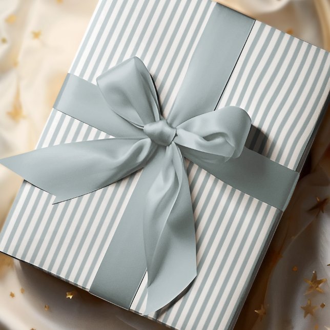 Papel De Presente Listras Finas Elegantes Azul e Branco Francês (Elegant Striped Wrapping in French Blue & White. Chic & Timeless. For All Occasions and  All Ages.)