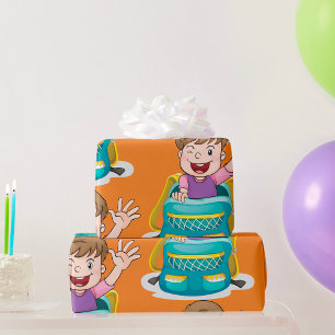 Papel De Presente Menino na mochila balançando crianças da escola di