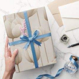 Papel De Presente Modern Neutral Tulip Ivory Floral Pattern