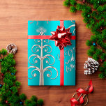 Papel De Presente Natal do Aqua e Silver Metálico<br><div class="desc">Um papel de embrulho de Natal muito luxo e na moda aqua com um design moderno e contemporâneo. Há árvores de Natal metálicas prateadas, dançando renas prateadas, e as palavras "Feliz e Brilho" também em prata (embutidas com minúsculas partículas de relva - impressas apenas) e abundantes faíscas. No fundo está...</div>