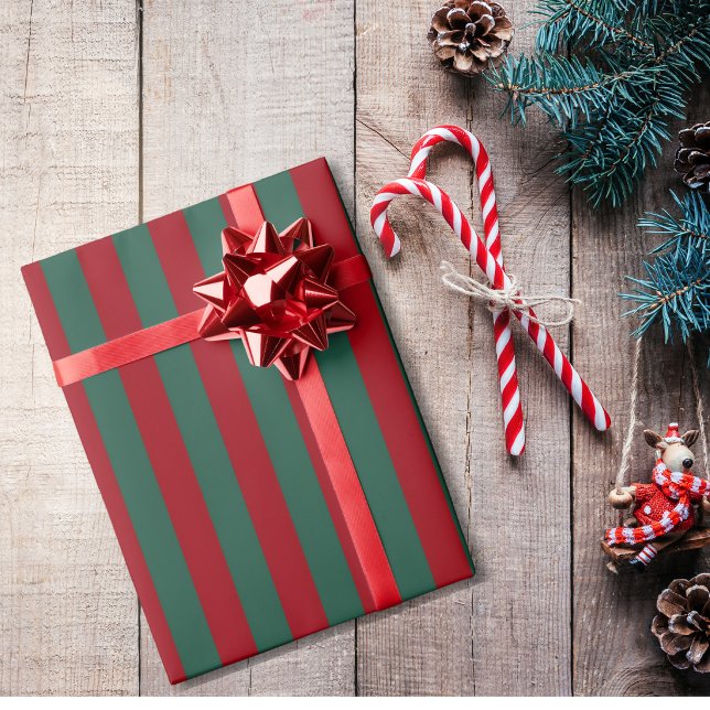 Papel De Presente Natal Listrado Clássico (Criador carregado)