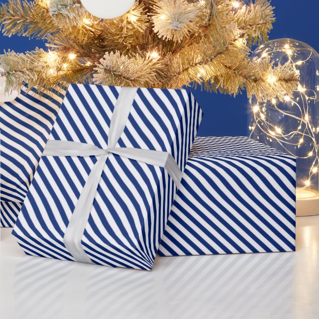 Papel De Presente Navy and White Angled Stripes (Feriados)
