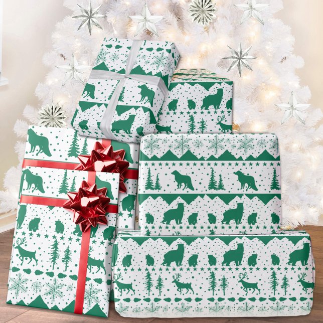 Papel De Presente Nórdico Sueco Animais Vermelhos de inverno Brancos (Nordic Sweater Theme White With Green Winter Animals Christmas Holiday Wrapping Paper)