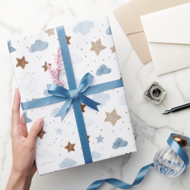 Papel De Presente Nuvens Azuis Estrelas Douradas Em Chuva de Bebê Br (Presentear)