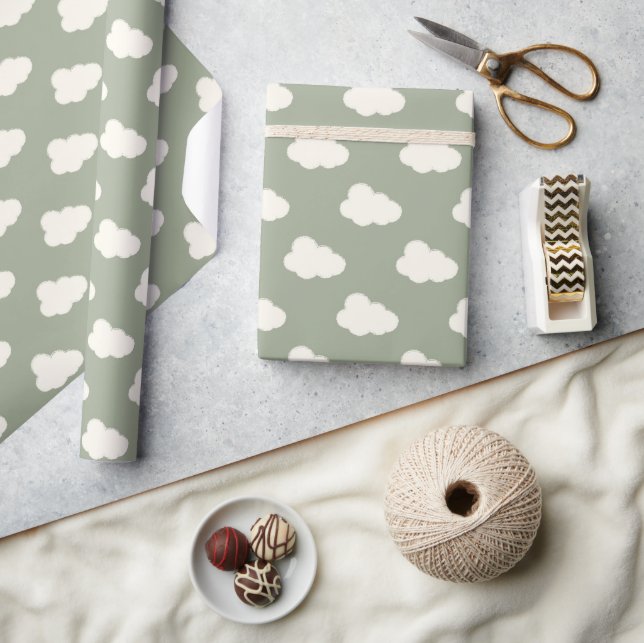 Papel De Presente Nuvens Boho Céu Simples Infantil Neutro Sage (Artesanato)