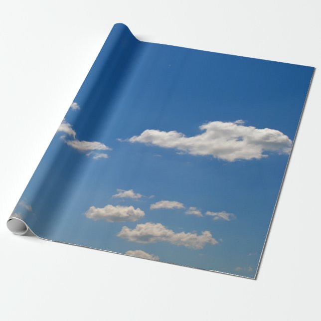 Papel De Presente Nuvens brancas no céu azul (Desenrolado)