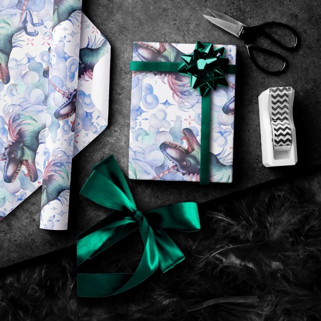 Papel De Presente Nuvens do Dinocorn | Dinossauro Místico Unicórnio  (Criador carregado)