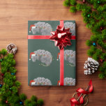 Papel De Presente Ogambá Christmas Baby Possum Embalado em Luzes<br><div class="desc">Uma mãe de gambá desenhada pela mão ou pai com vários gambás bebês vestindo chapéus de Papai Noel e apreciando biscoitos de Natal,  gengibre,  gengibre,  árvore de Natal,  tudo enquanto embrulhado em luzes de Natal em vermelho e verde!</div>